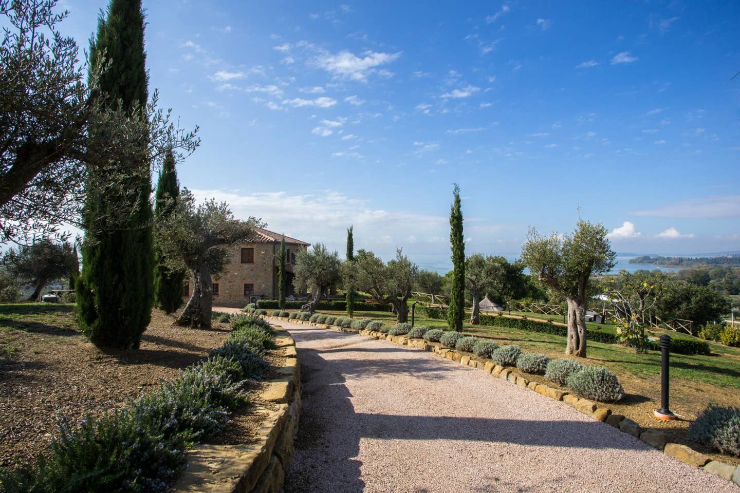 Cortona - Tramonti - Villa with  5 bedrooms 6 bathrooms sleeps up to 10