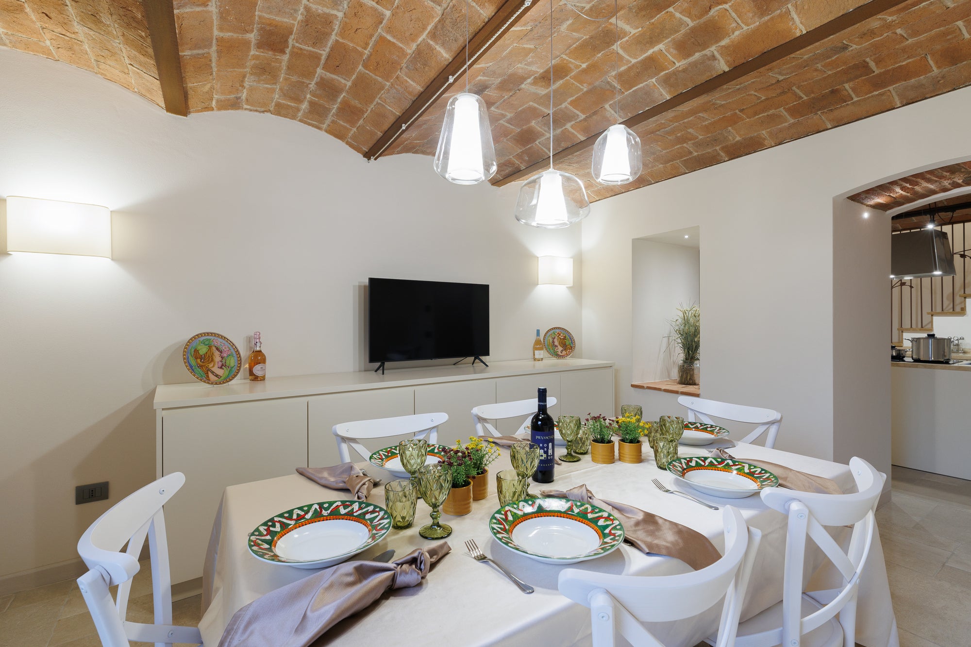 Tramonto Vista - Cortona centre, sleeps 6 3 bedrooms 3 bathroom