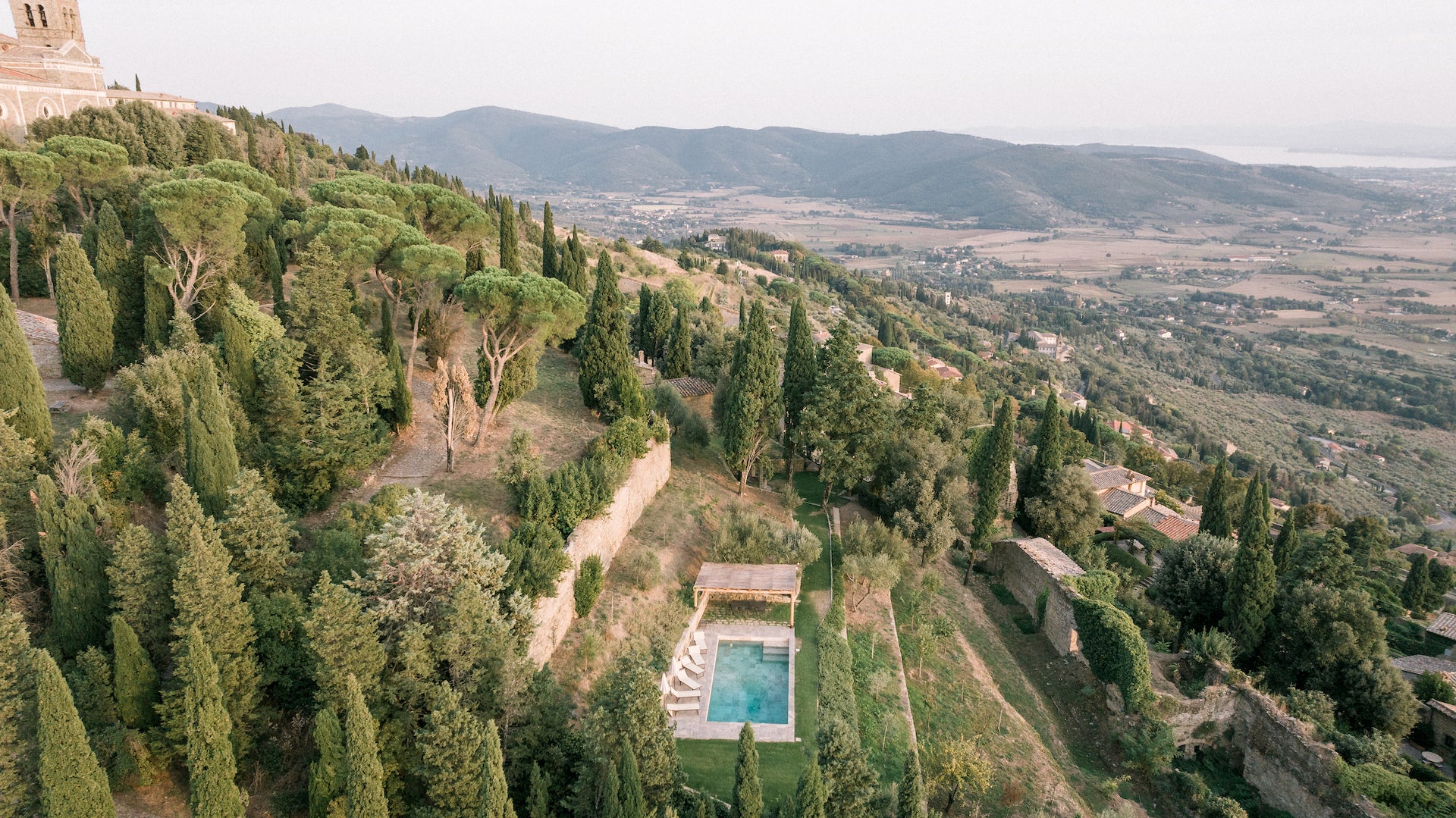 Palazzo Cortona - luxury villa in town, 7 bedrooms, 7 bathrooms