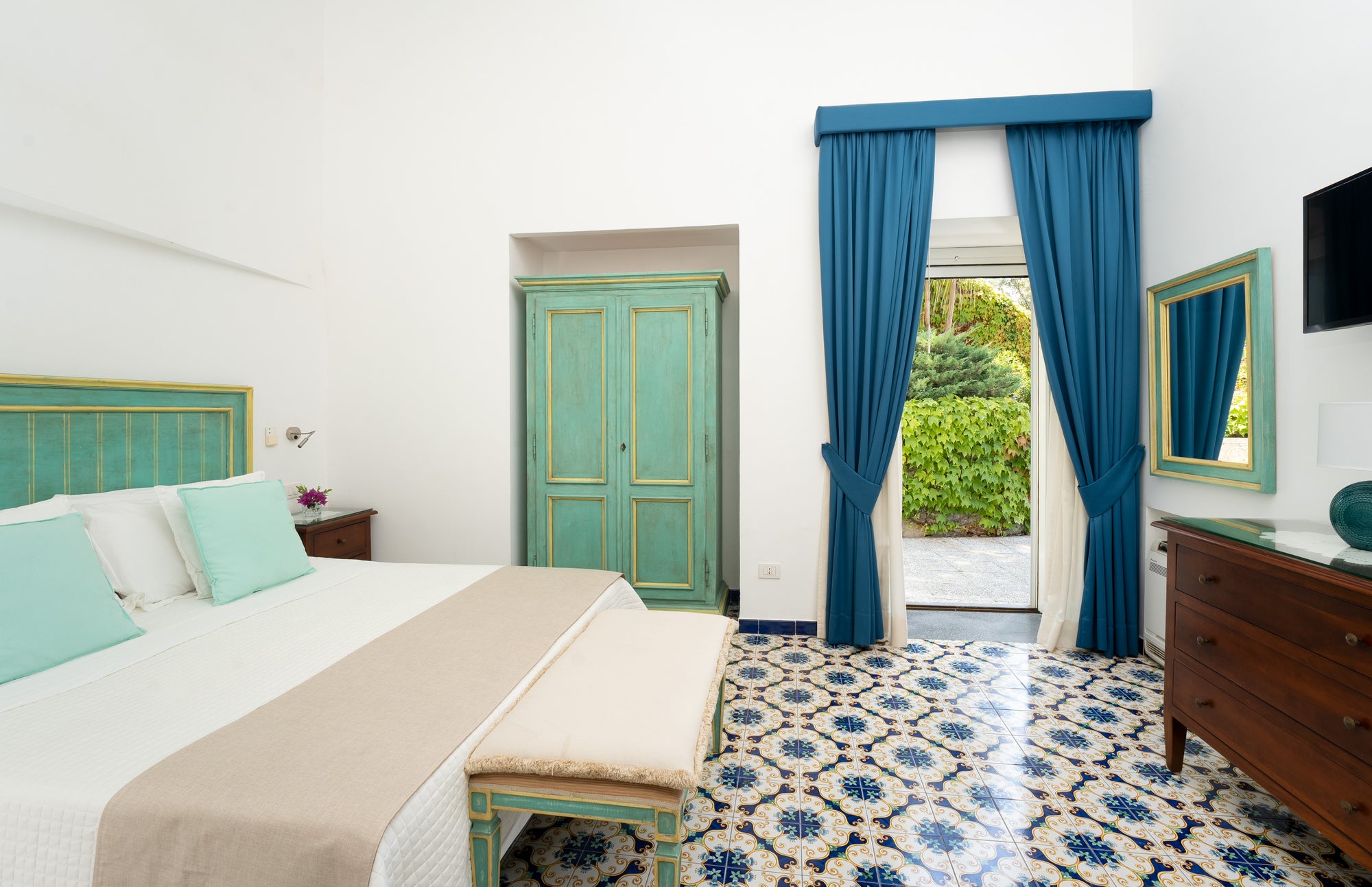 Villa Santa Croce - Amalfi coast luxury villa sleeps 12