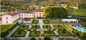 Villa Rosa di Daniela - lovely Lucca villa  - 16 bedrooms - sleeps up to 32
