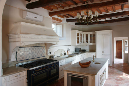 luxury villa by Cortona, kitchen