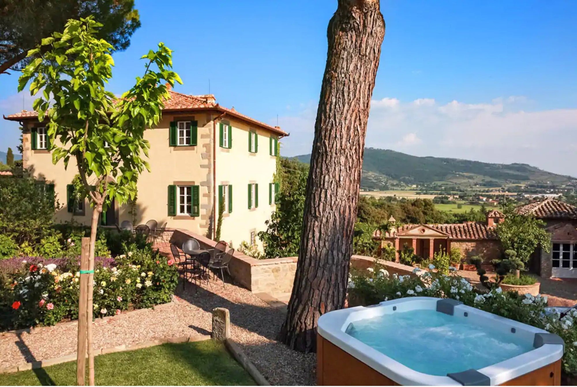 Villa Frances Luxury villa by Cortona 10 bedrooms 10 bathrooms
