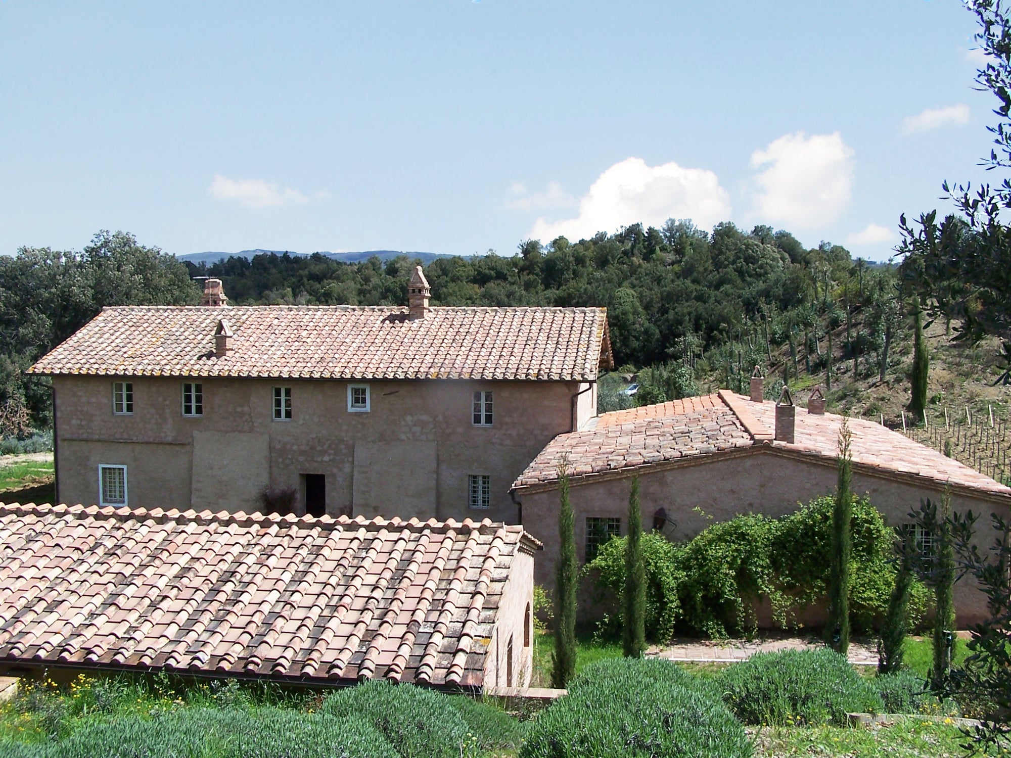 Lavacchio - Tuscan villa sleeps 10 with guest houses up to 18