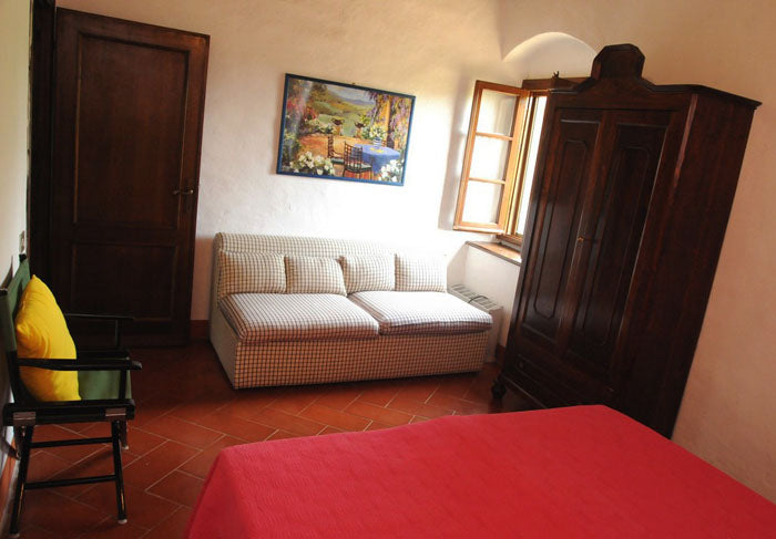 Casa Centoquatro - sleeps 6 add guest house up to 10