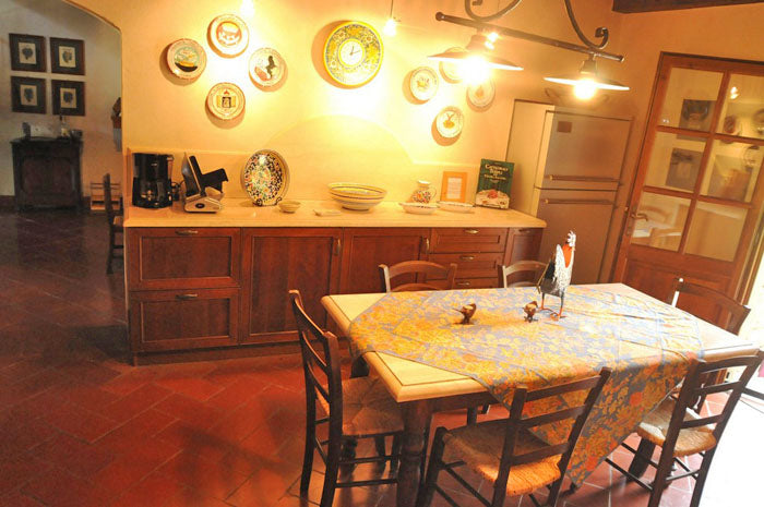 Casa Centoquatro - sleeps 6 add guest house up to 10