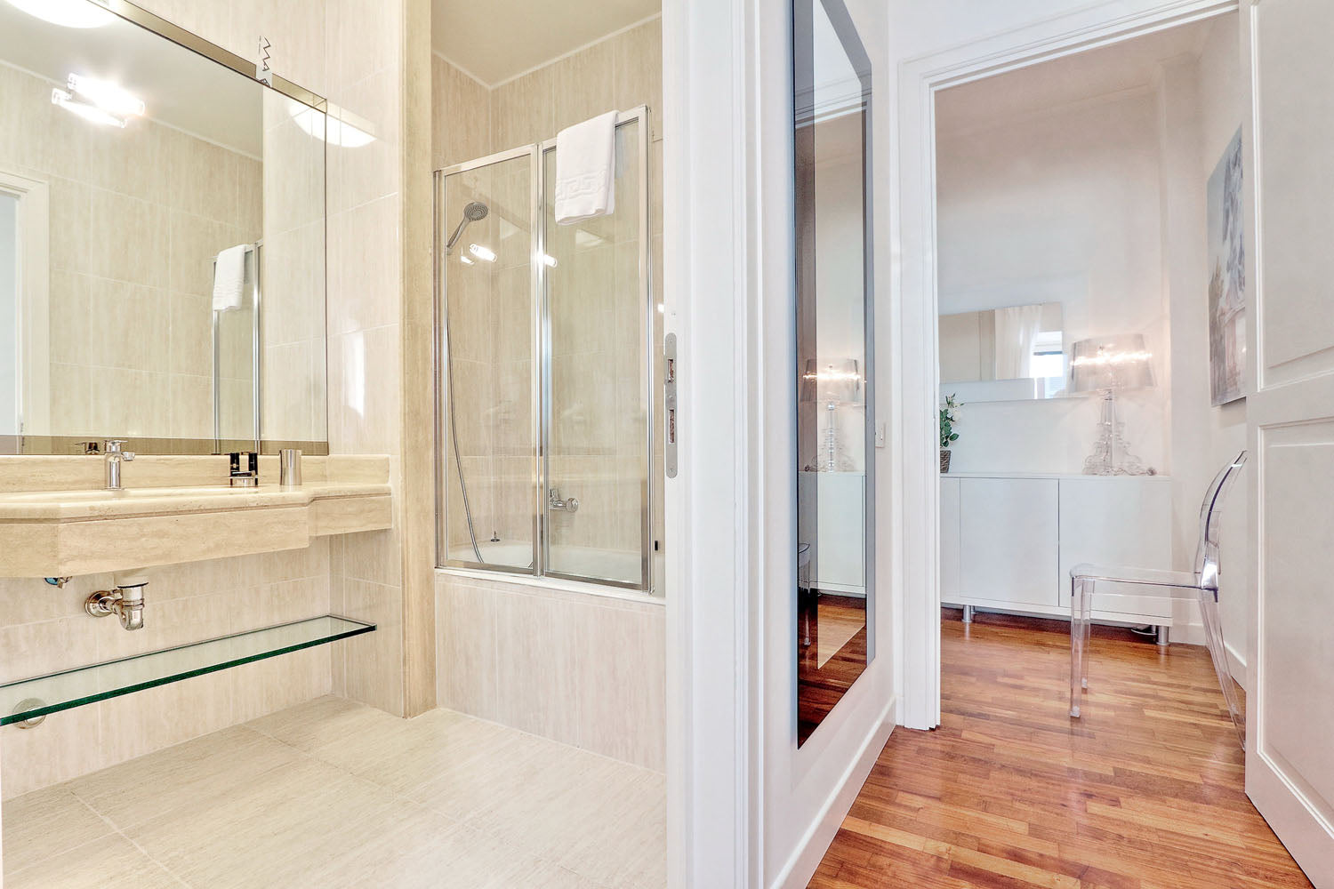 Margutta Terrace - Rome  2 bedroom large apartment with Terrace