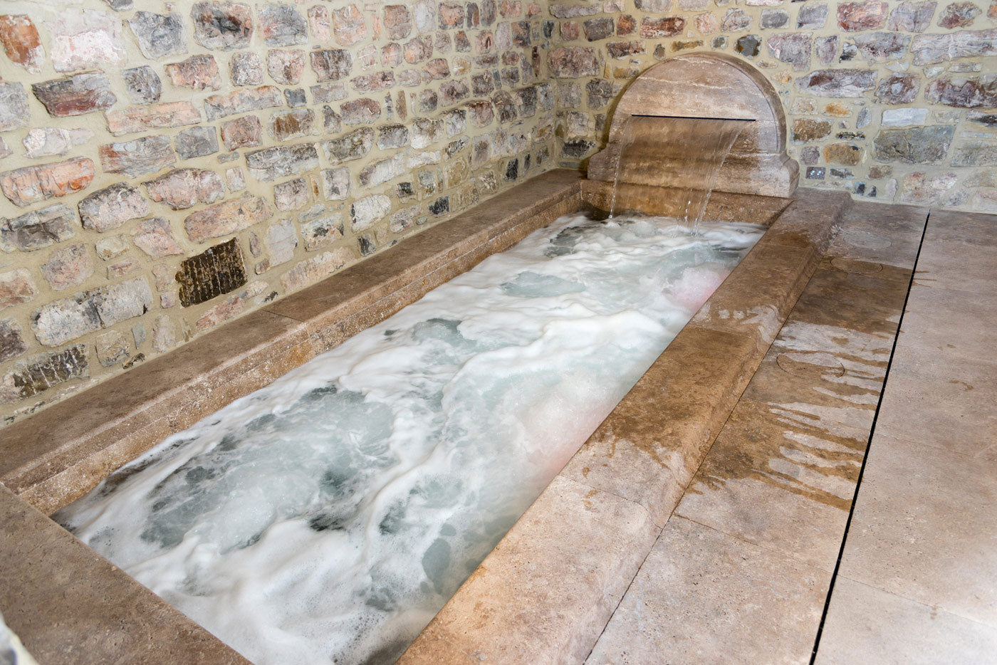 CentoCinquanta - luxury villa in Chianti, sleeps up to 16