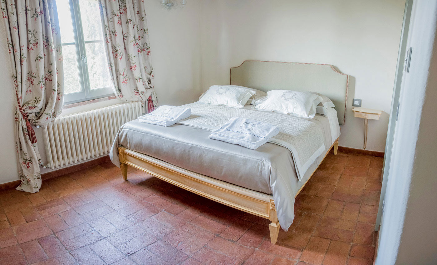 CentoCinquanta - luxury villa in Chianti, sleeps up to 16