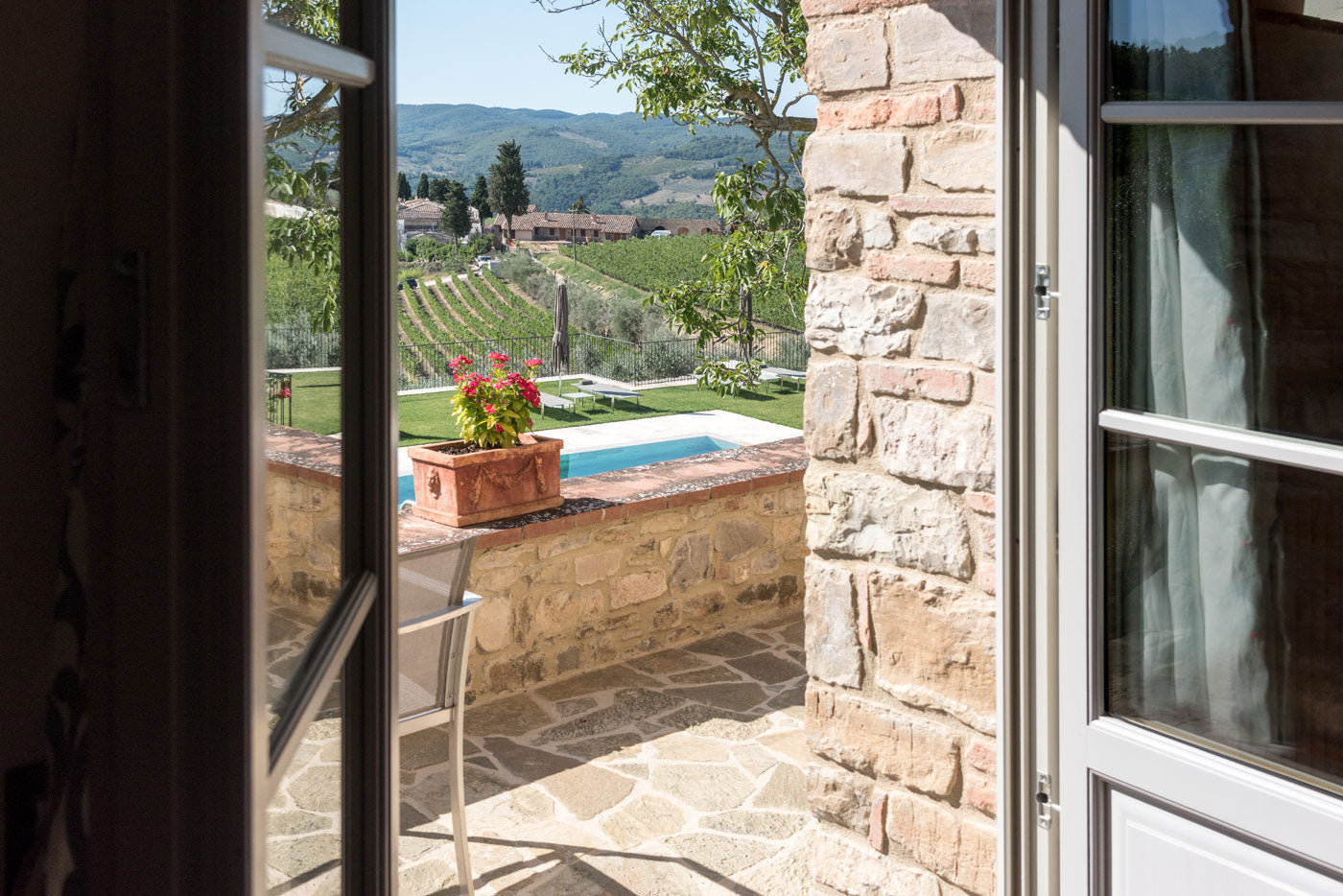 CentoCinquanta - luxury villa in Chianti, sleeps up to 16