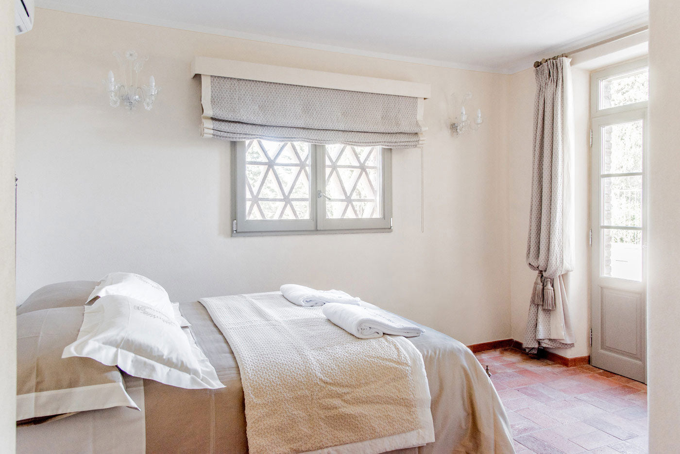CentoCinquanta - luxury villa in Chianti, sleeps up to 16