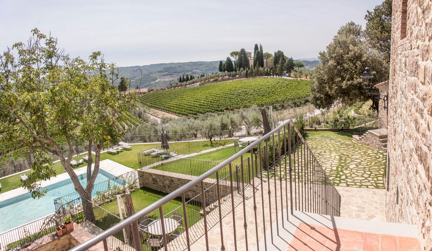 CentoCinquanta - luxury villa in Chianti, sleeps up to 16