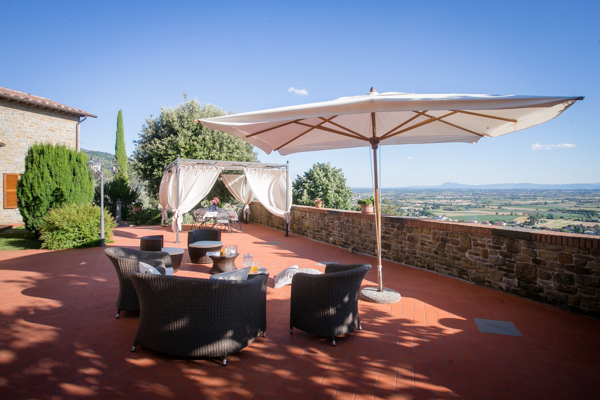 Corte Cortona - villa near Cortona sleeps 8