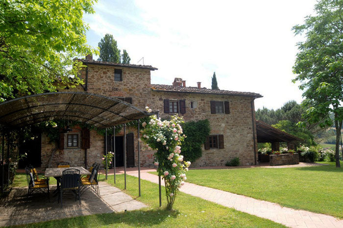 Casa Centoquatro - sleeps 6 add guest house up to 10