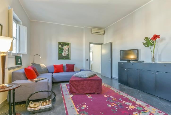 Pitti Vista - Florence view apartment sleeps up to 3