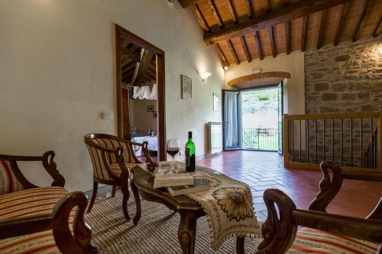 Antico Frantoio  - Sleeps 10, up to 15 with guest house