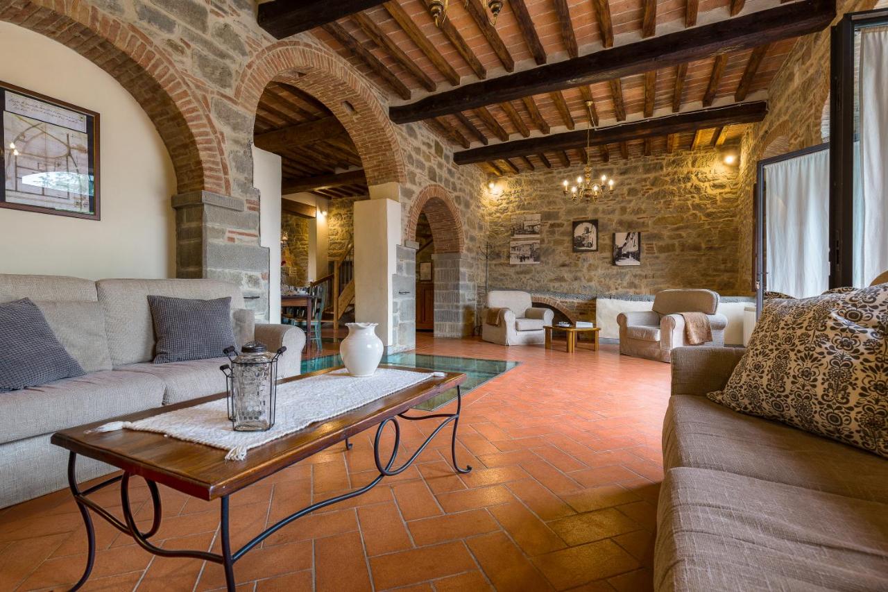 Antico Frantoio  - Sleeps 10, up to 15 with guest house