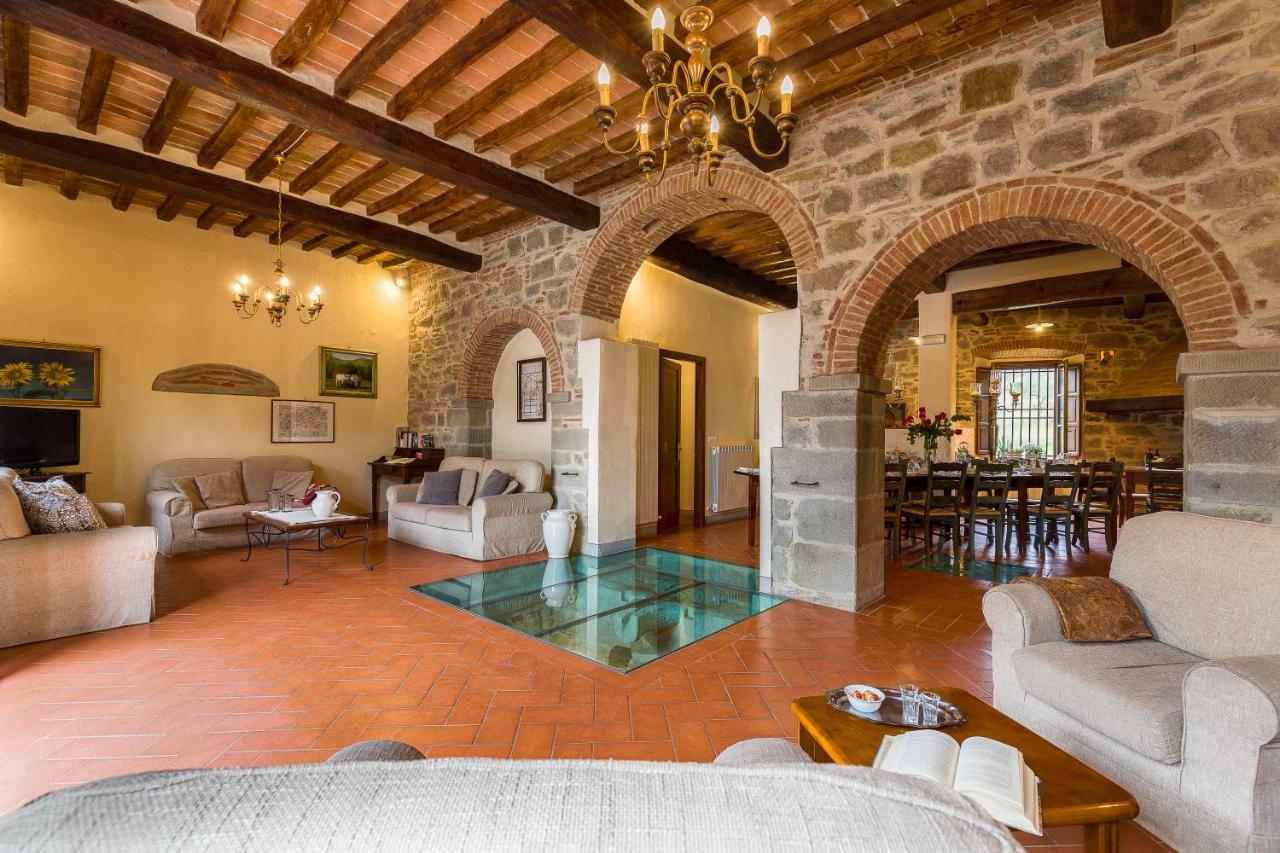 Antico Frantoio  - Sleeps 10, up to 15 with guest house