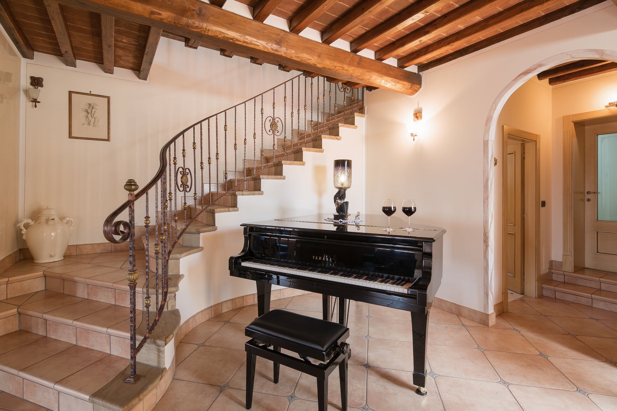 Corte Cortona - villa near Cortona sleeps 8