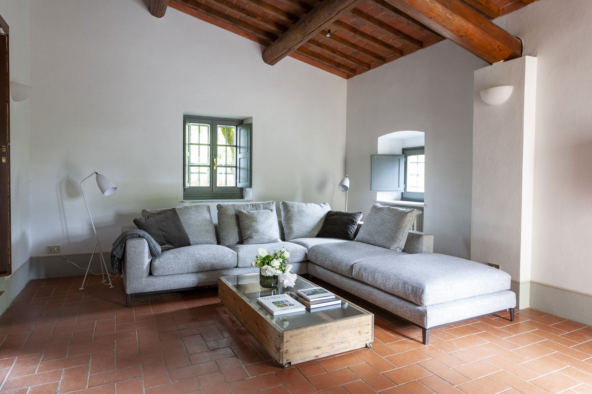 CentoQuarantaQuatro sleep up to 10 villa in Chianti
