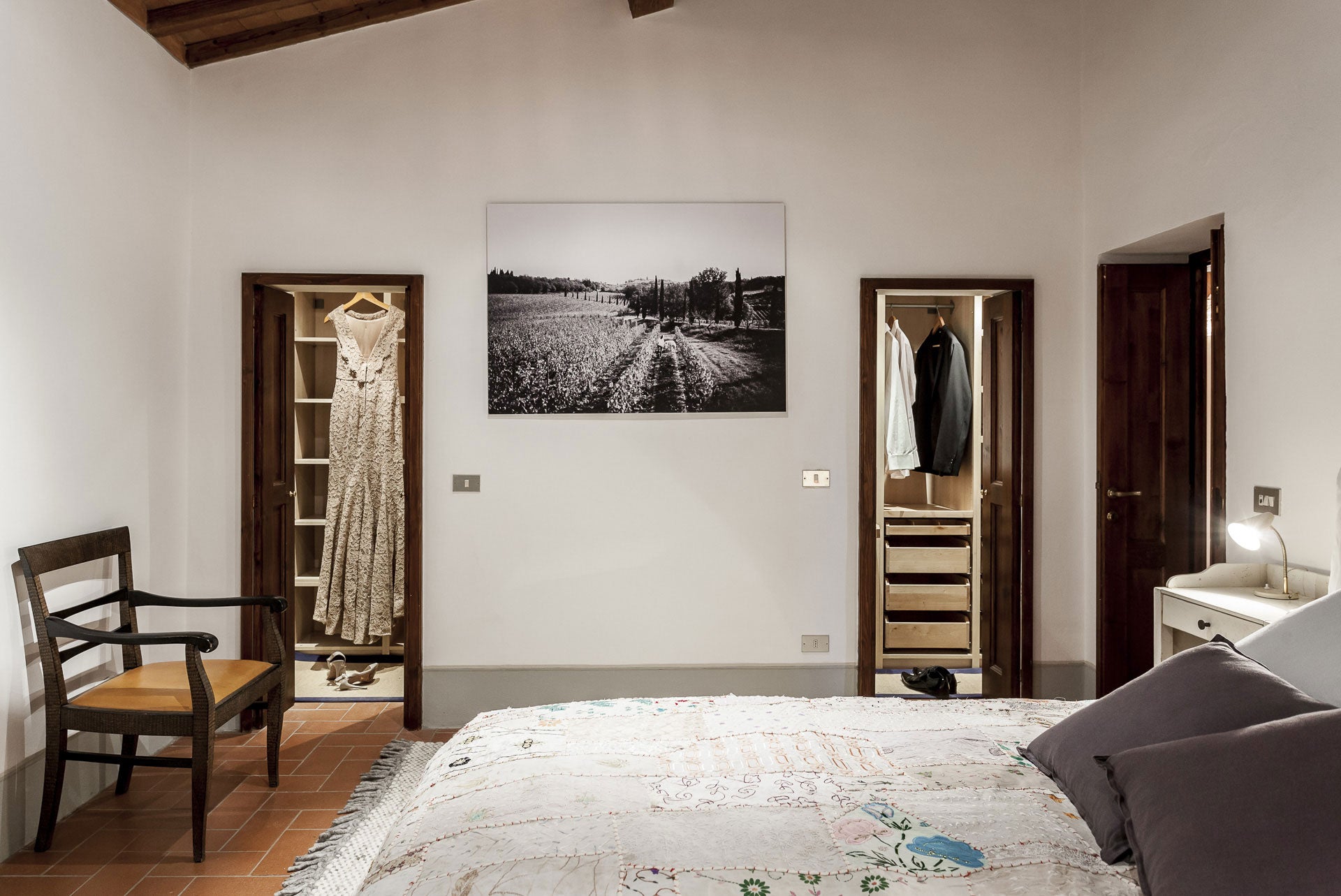 CentoQuarantaQuatro sleep up to 10 villa in Chianti