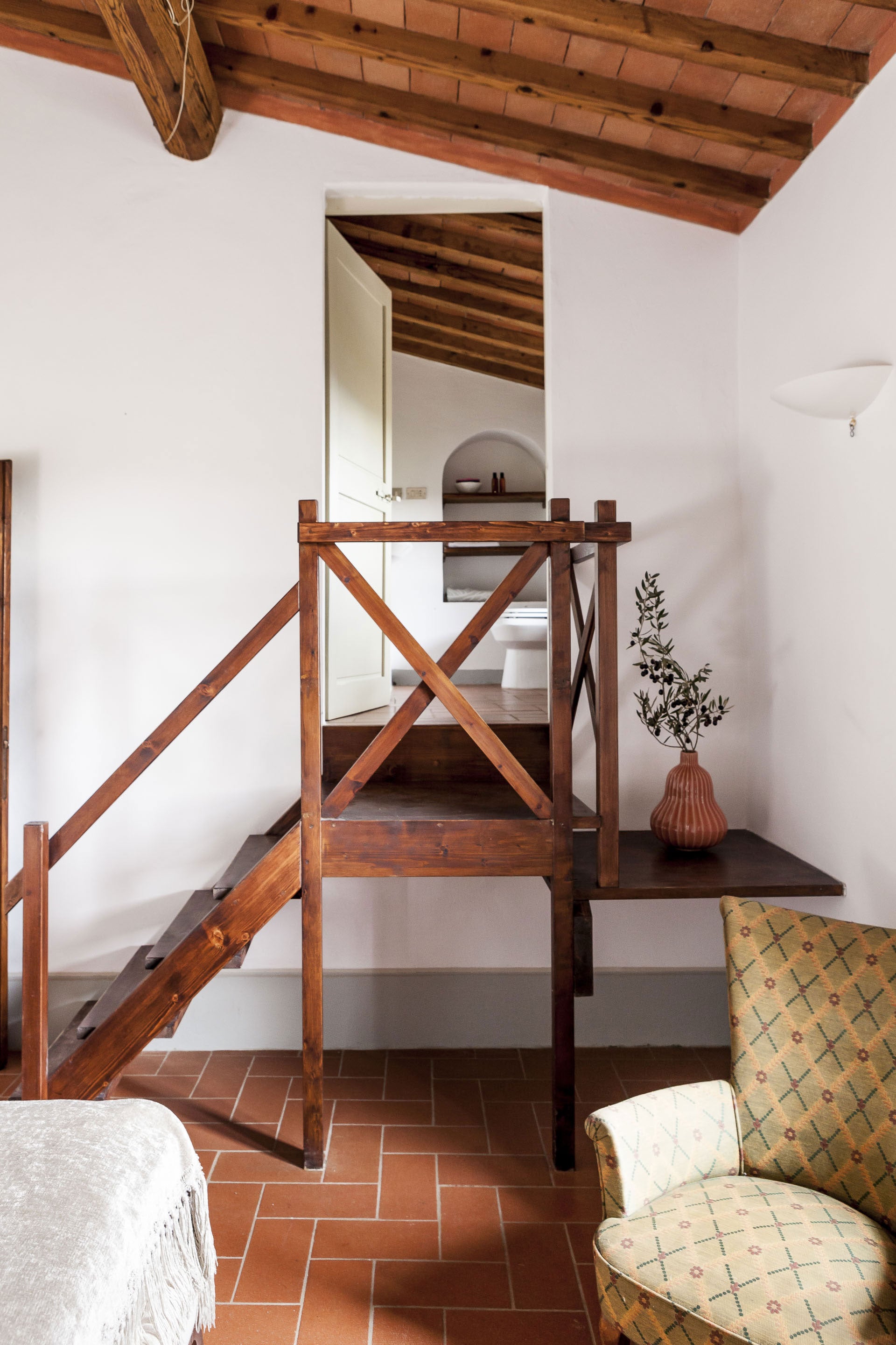 CentoQuarantaQuatro sleep up to 10 villa in Chianti