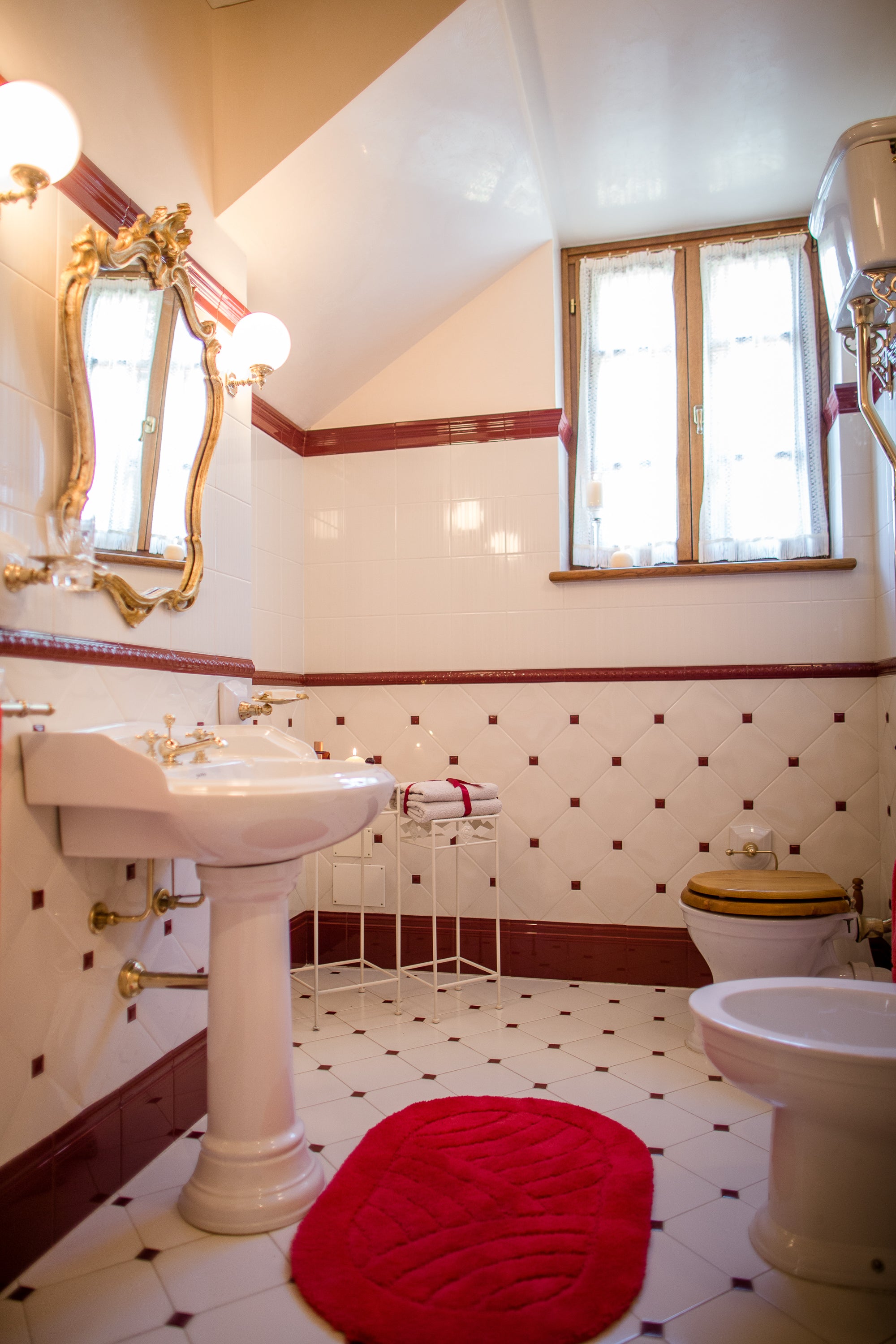 Corte Cortona - villa near Cortona sleeps 8