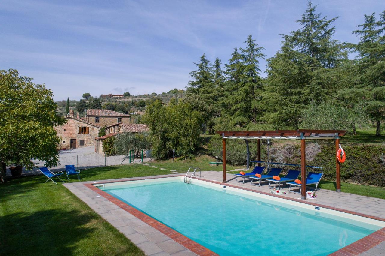 Antico Frantoio  - Sleeps 10, up to 15 with guest house