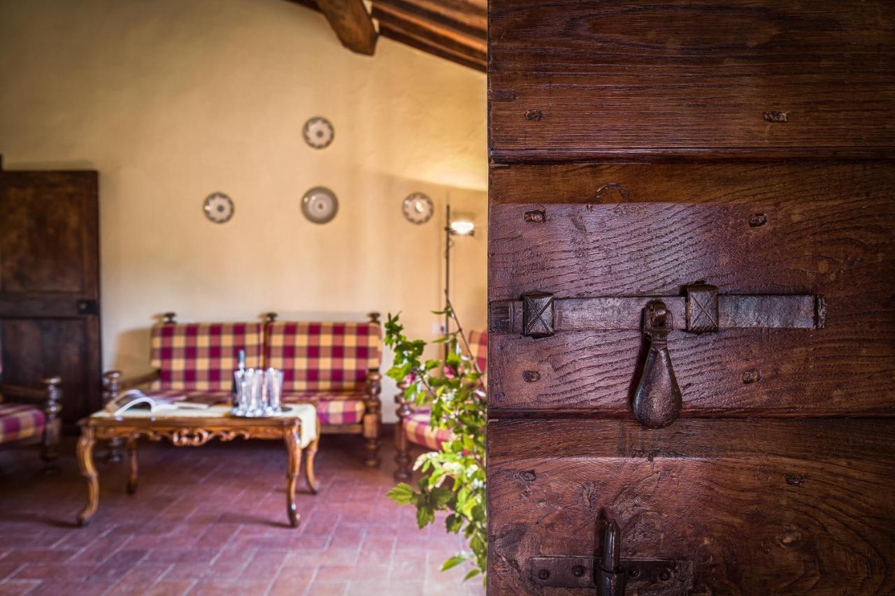 Antico Frantoio  - Sleeps 10, up to 15 with guest house