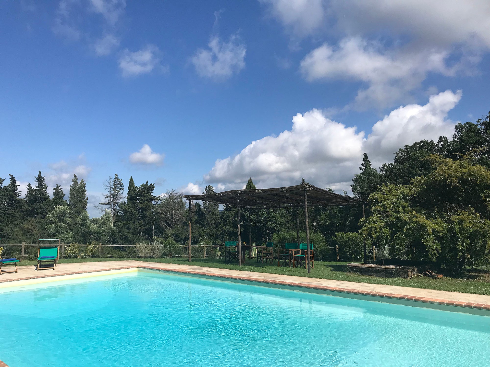 Montegemoli, Villa sleep up to 14, 7 bedrooms 4 bathrooms near bolghieri wine region,