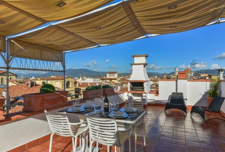 Pitti Vista - Florence view apartment sleeps up to 3