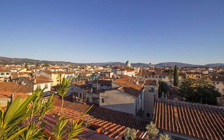 Signorelli - Florence penthouse apartment sleeps up to 5