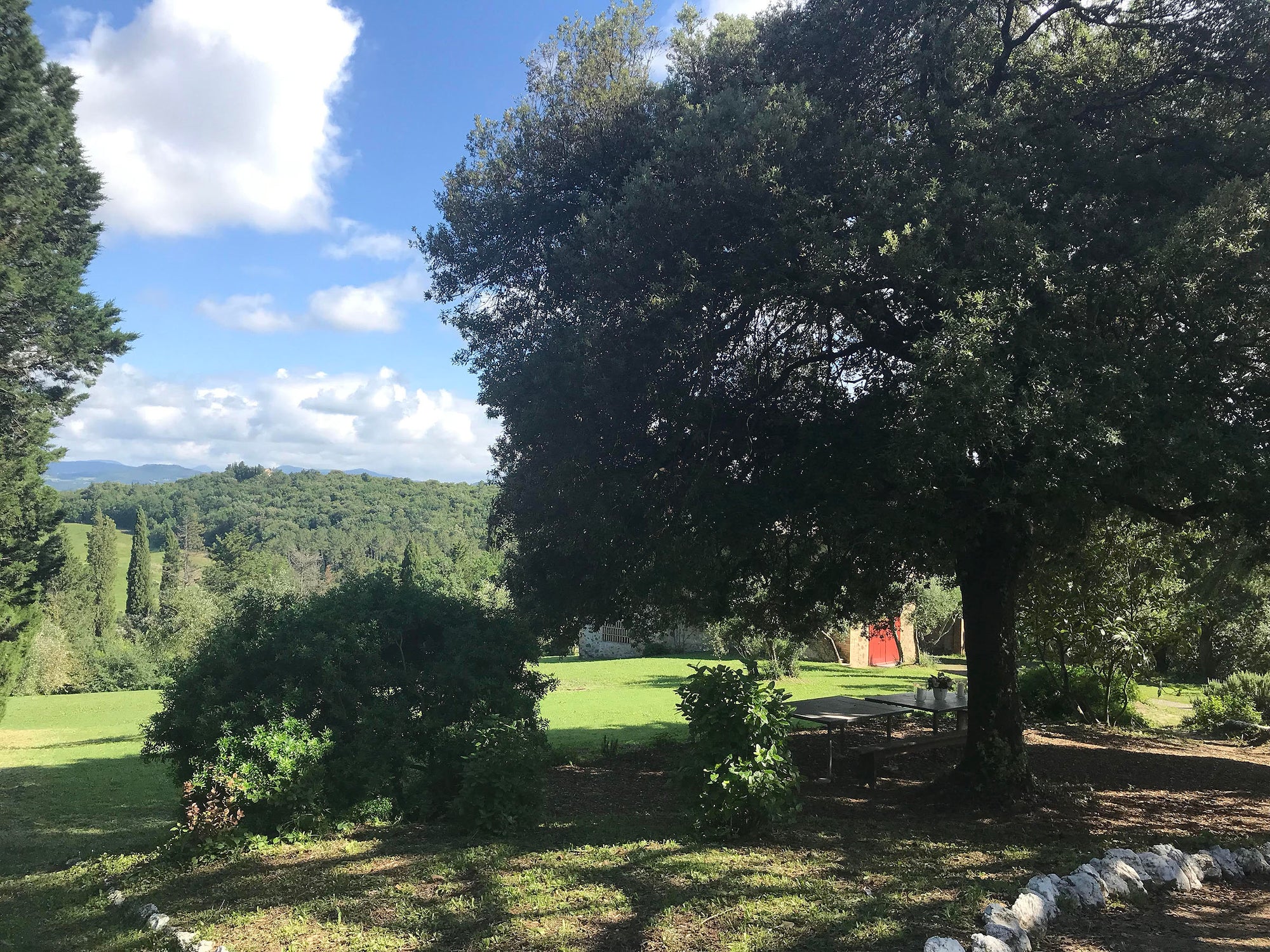 Montegemoli, Villa sleep up to 14, 7 bedrooms 4 bathrooms near bolghieri wine region,