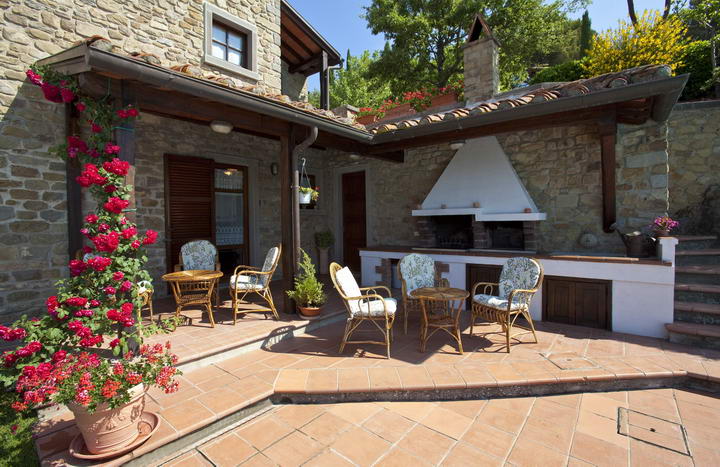 Cortona Foce - villa near Cortona sleeps up to 8