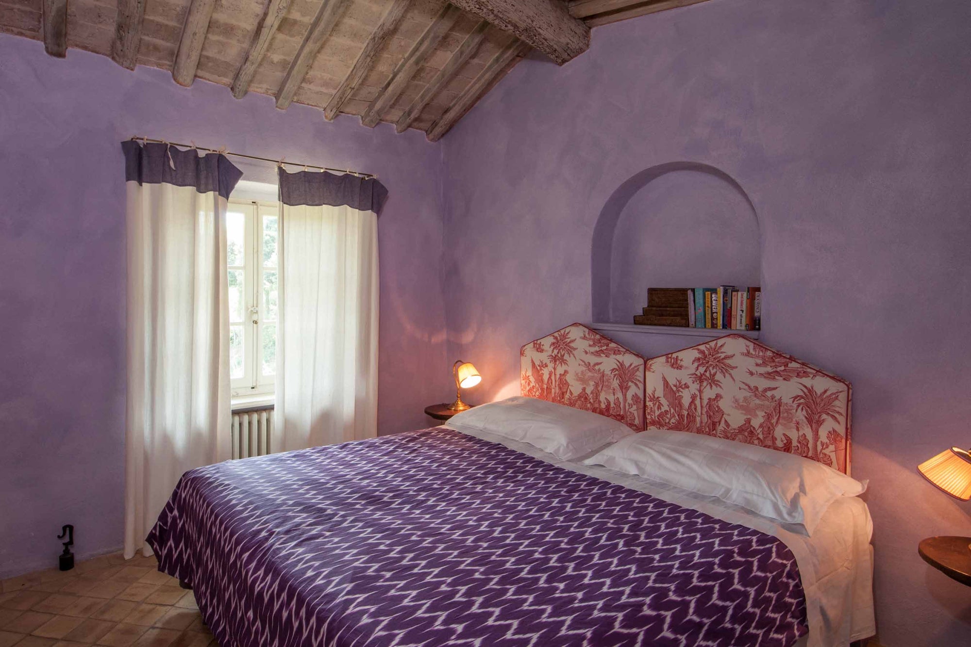 Lavacchio - Tuscan villa sleeps 10 with guest houses up to 18