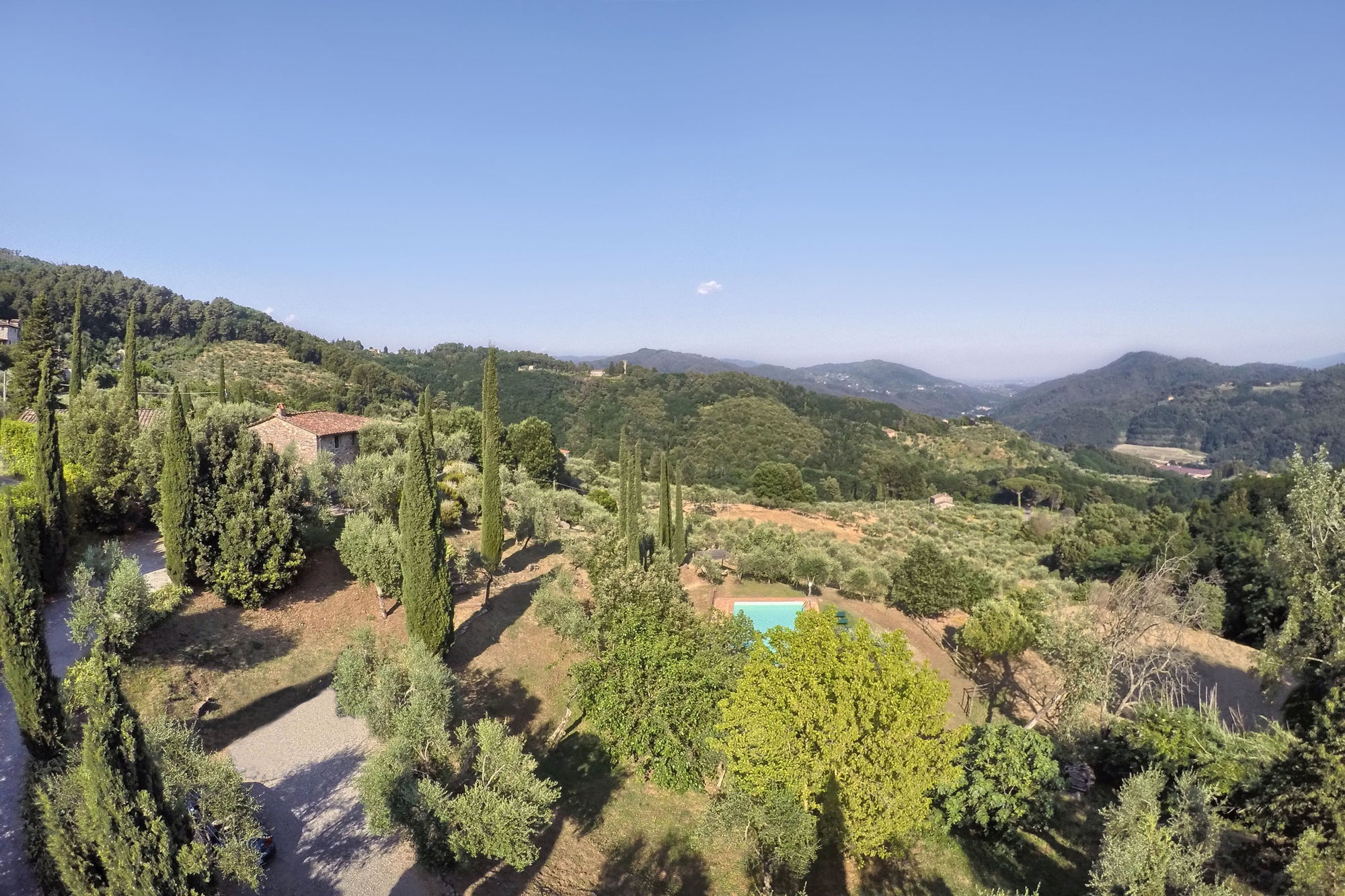 Sorgente - villa near Lucca sleep up to 10, 5 bedrooms, 6 bathrooms