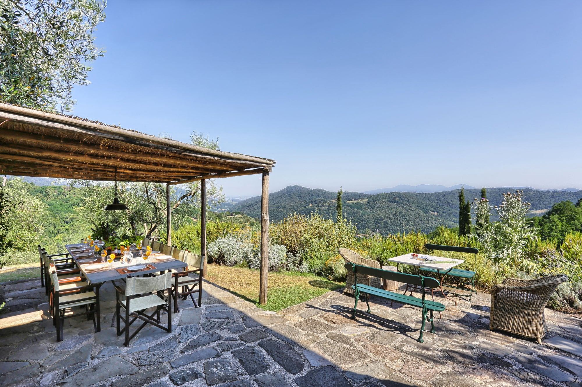 Sorgente - villa near Lucca sleep up to 10, 5 bedrooms, 6 bathrooms