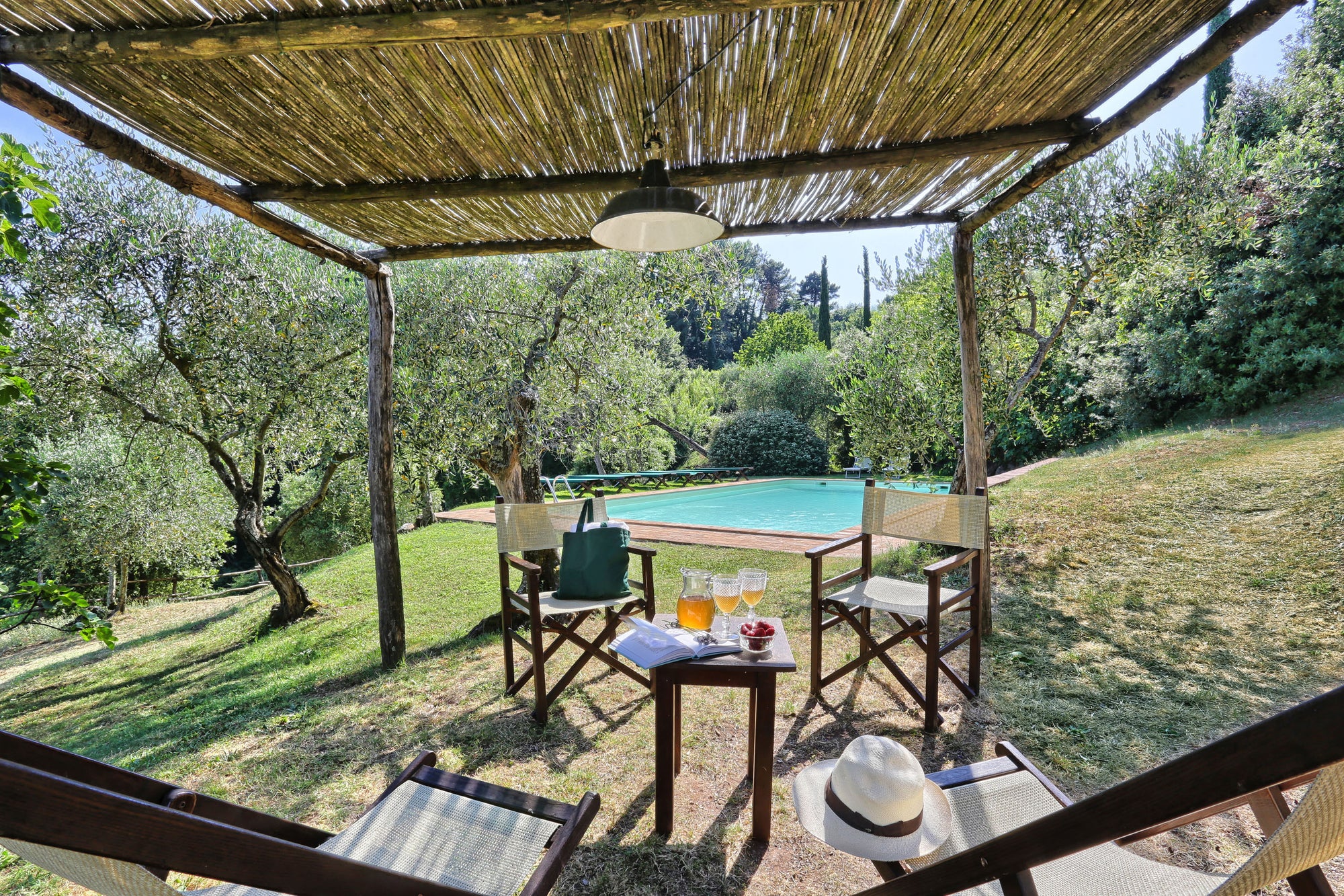 Sorgente - villa near Lucca sleep up to 10, 5 bedrooms, 6 bathrooms