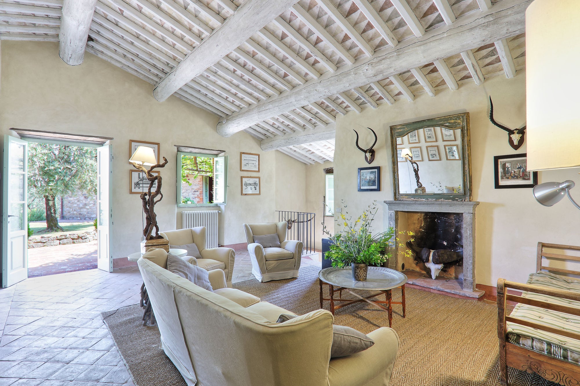 Sorgente - villa near Lucca sleep up to 10, 5 bedrooms, 6 bathrooms
