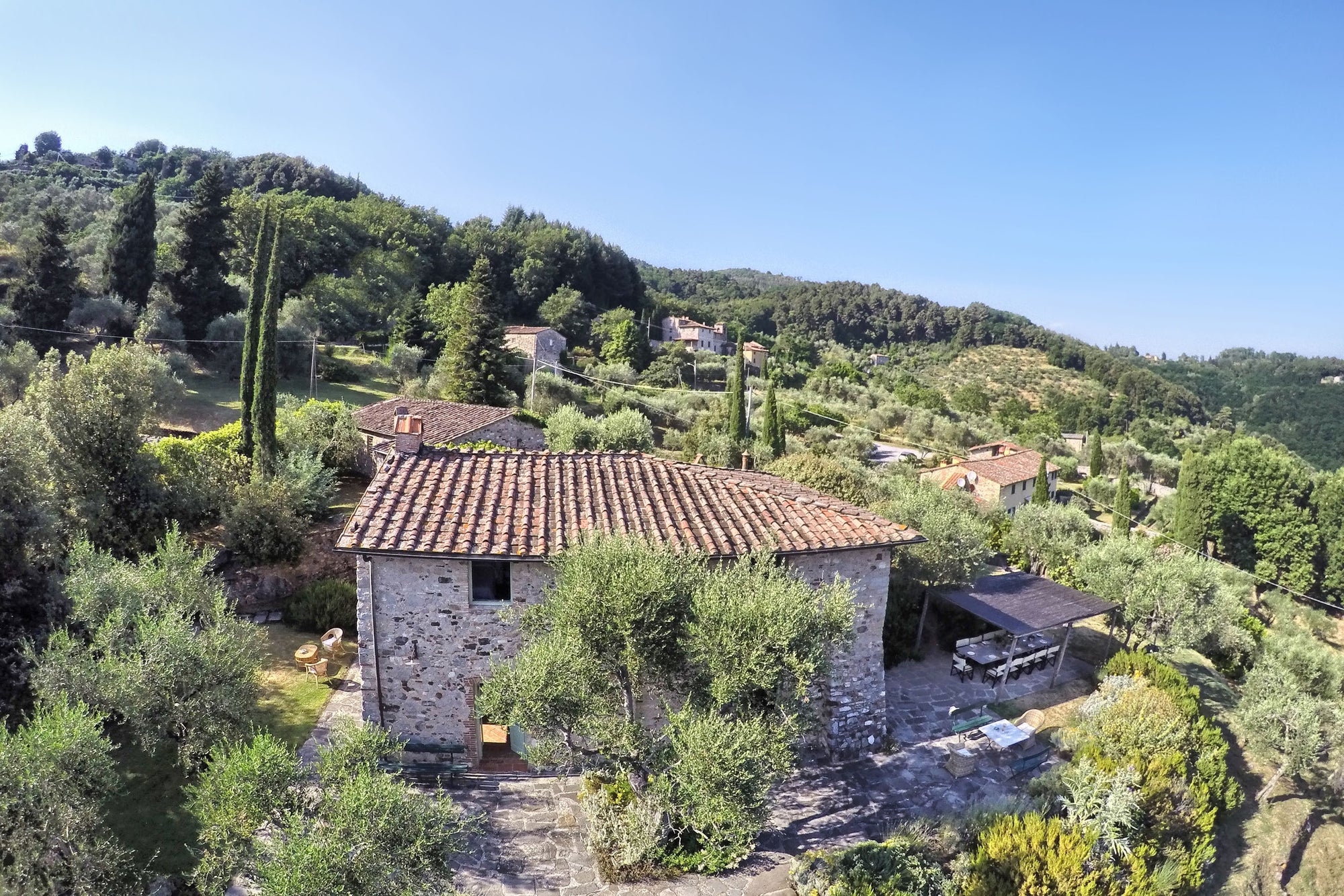 Sorgente - villa near Lucca sleep up to 10, 5 bedrooms, 6 bathrooms