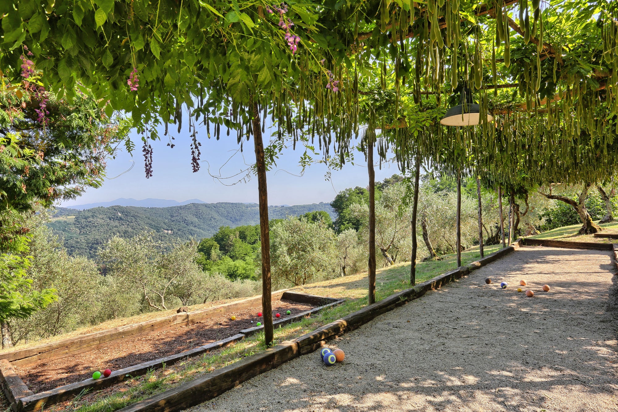 Sorgente - villa near Lucca sleep up to 10, 5 bedrooms, 6 bathrooms