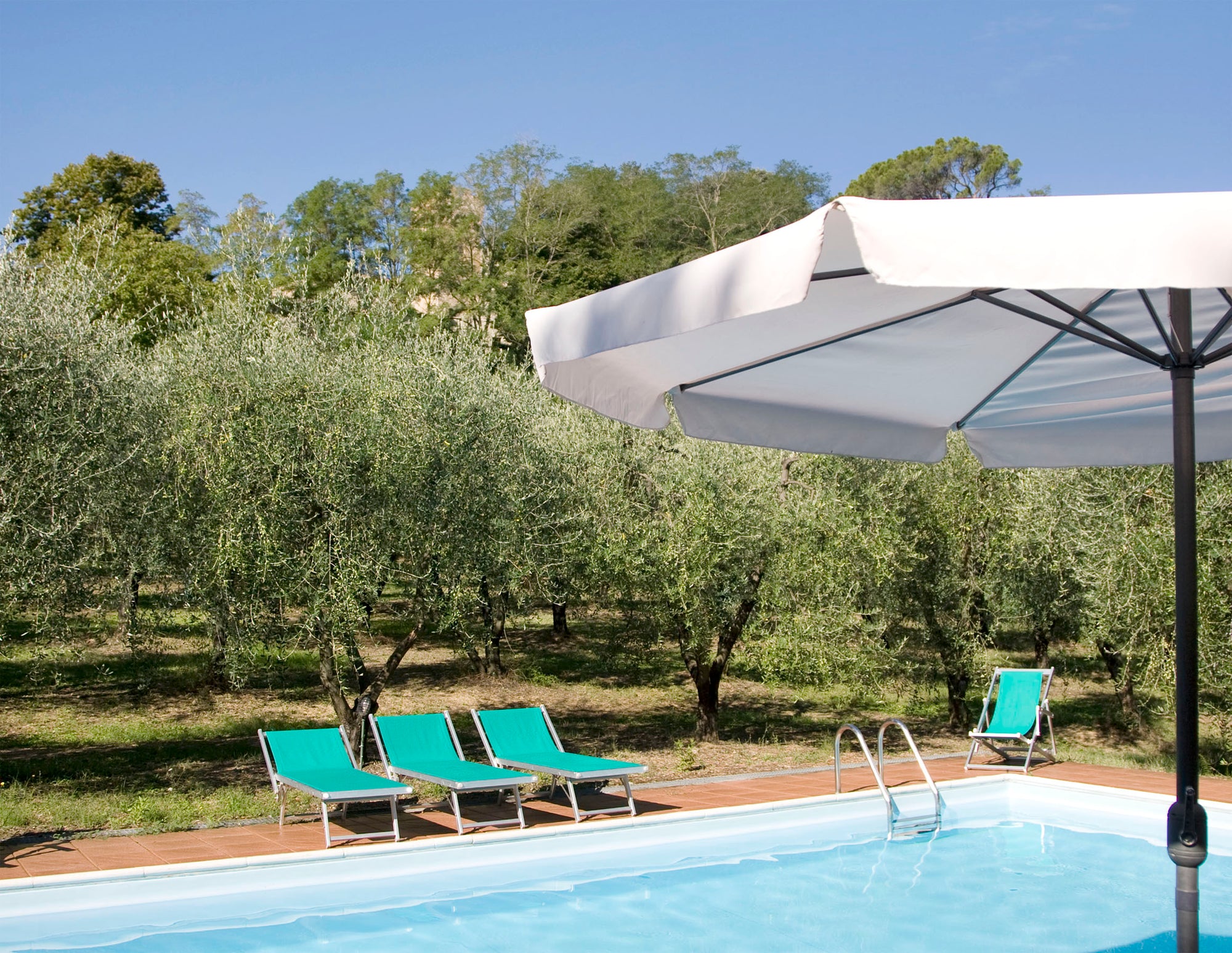 Montelopio - Tuscan villa sleeps up to 9, 5 bedrooms, 5 bathrooms