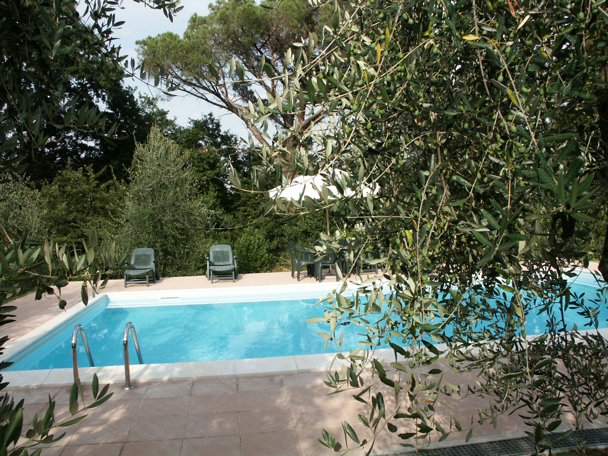 Montelopio - Tuscan villa sleeps up to 9, 5 bedrooms, 5 bathrooms
